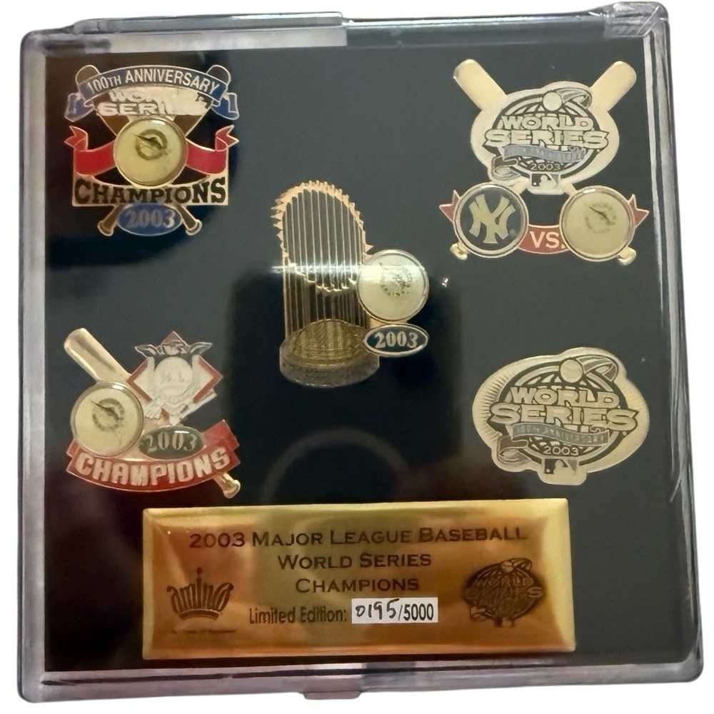 NEW SEALED AMINCO 2003 WORLD SERIES CHAMPIONS PIN SET MARLINS VS YANKEES MLB - Picture 2 of 4